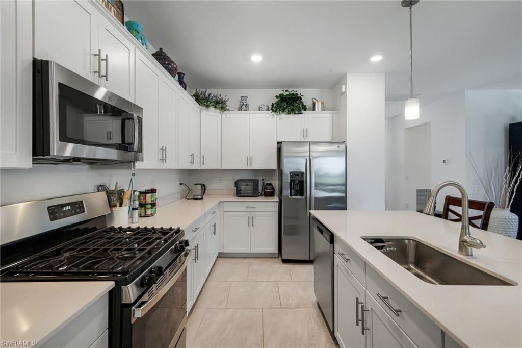 18271 Ridgeline Dr, Estero, FL 33928 Photo