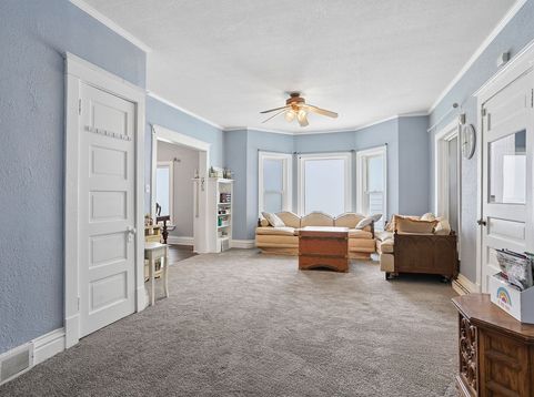 Main Photo