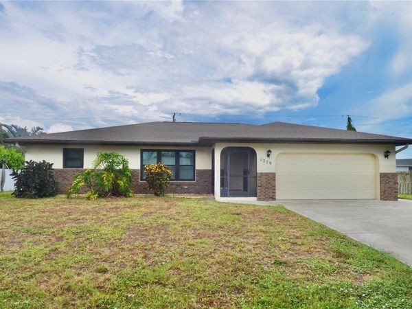 1379 EVEREST ROAD , VENICE, FL 34293