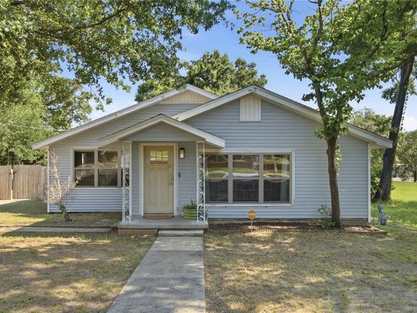 2017 W BELMONT STREET, PENSACOLA, FL 32501