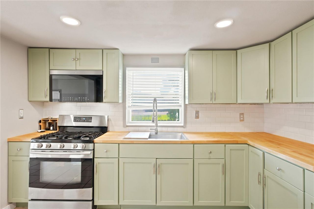 2017 W Belmont Street, Pensacola, FL 32501 Photo