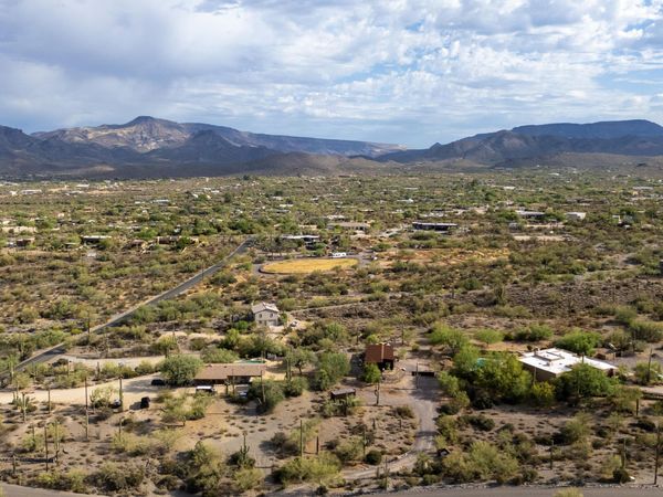 6676 E Mesquite Road, Unit -, Cave Creek, AZ 85331