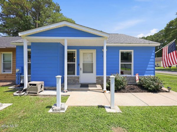 153 Corey Circle , Jacksonville, NC 28546