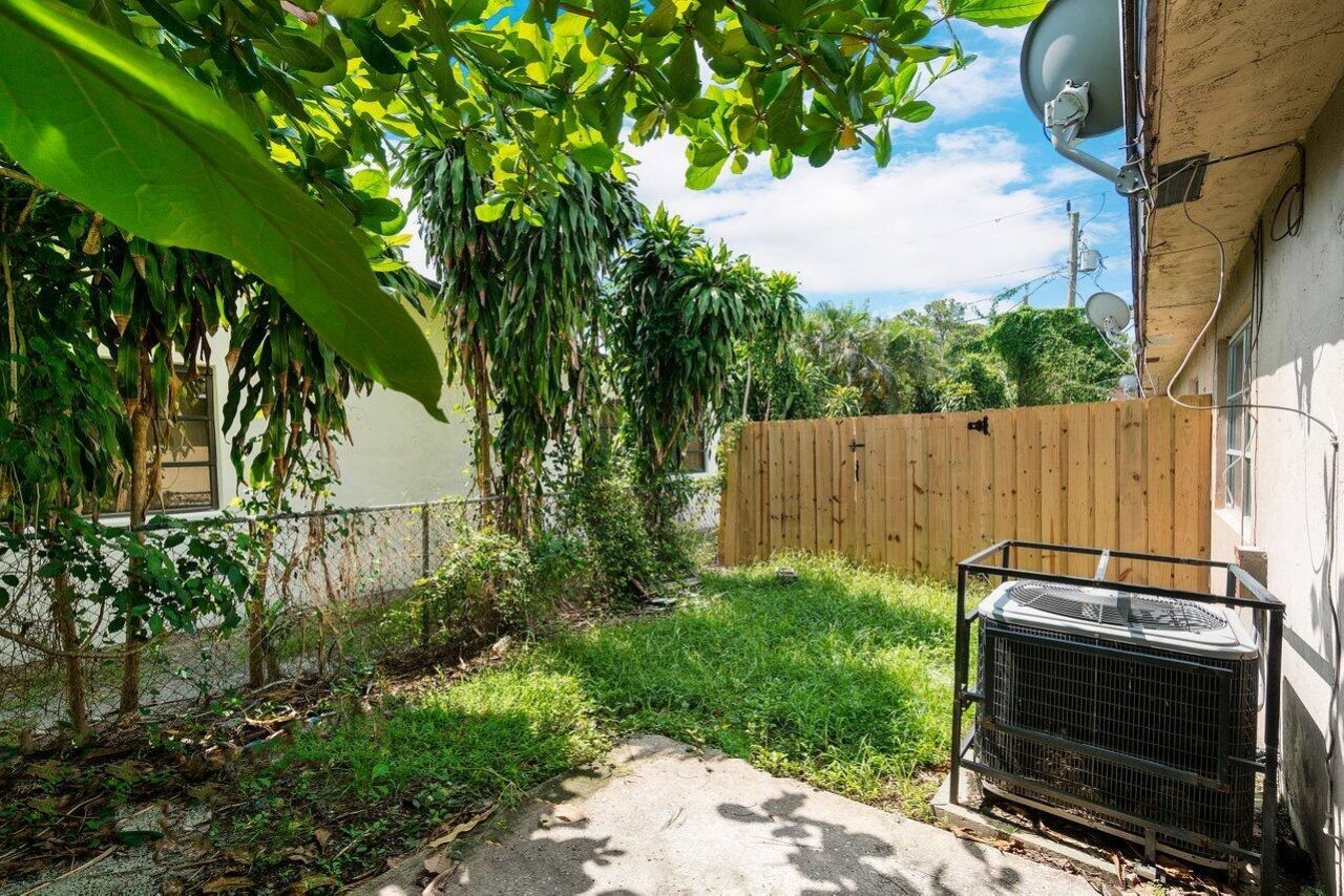 5854 Kumquat Road, Unit A, Royal Palm Estates, FL 33413 Photo