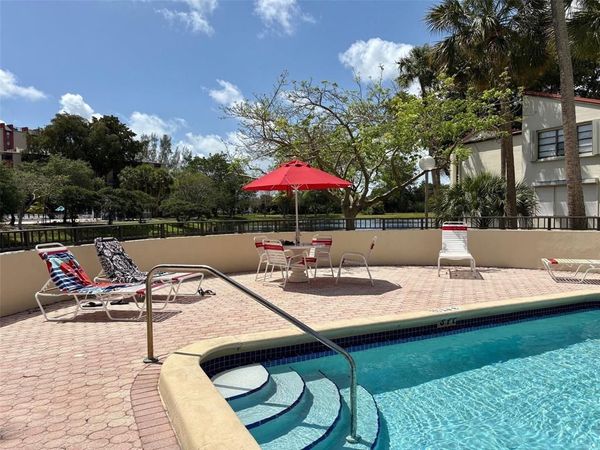 2314 S Cypress Bend Drive, Unit 614, Pompano Beach, FL 33069