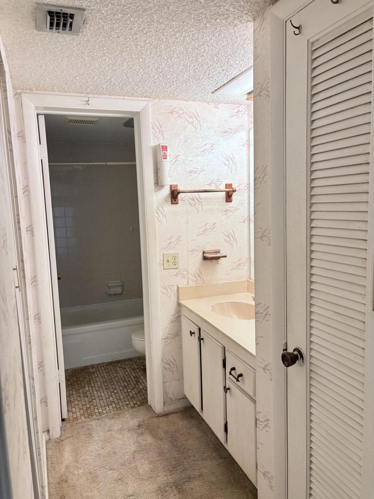 2314 S Cypress Bend Drive, Unit 614, Pompano Beach, FL 33069 Photo
