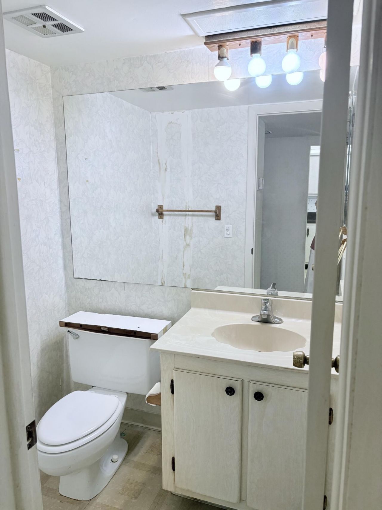 2314 S Cypress Bend Drive, Unit 614, Pompano Beach, FL 33069 Photo