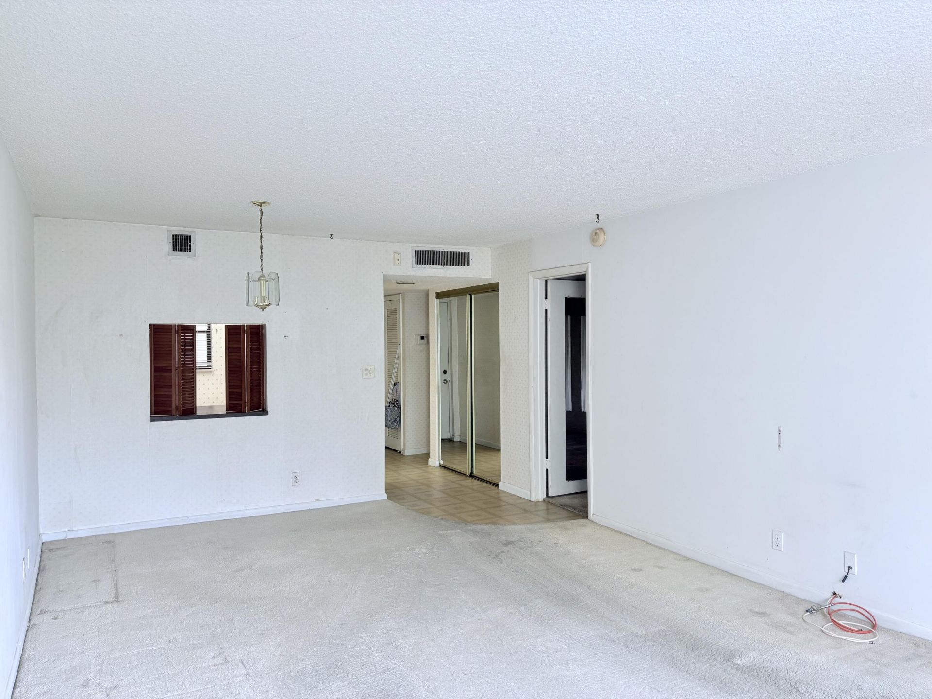 2314 S Cypress Bend Drive, Unit 614, Pompano Beach, FL 33069 Photo
