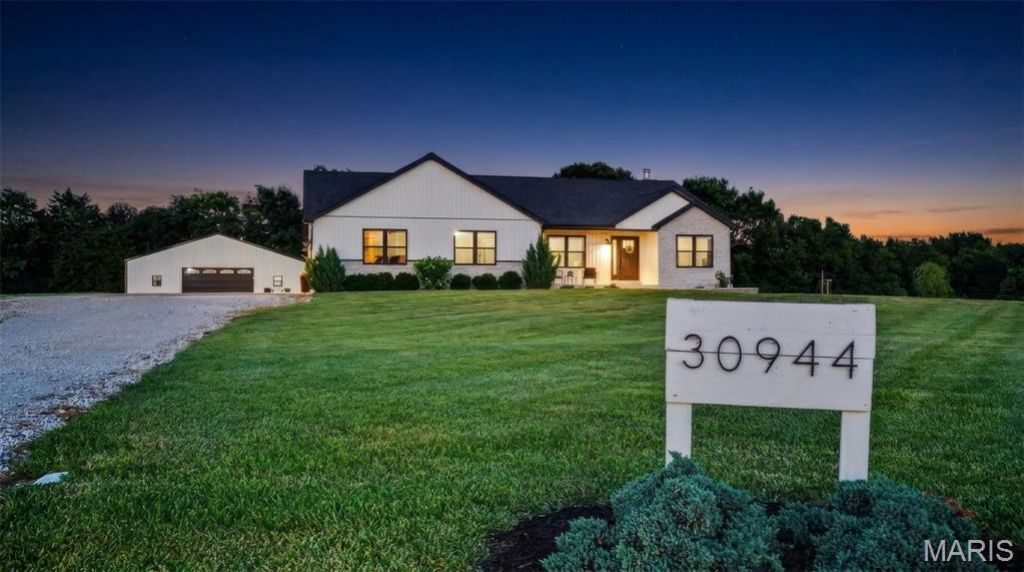 30944 Bonnie Bell Drive, Warrenton, MO 63383 Main Photo