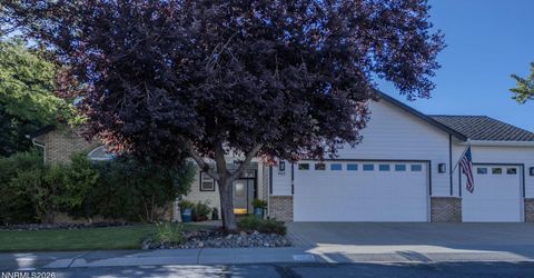 965 Springfield Drive, Gardnerville, NV 89460 Photo