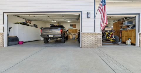 965 Springfield Drive, Gardnerville, NV 89460 Photo