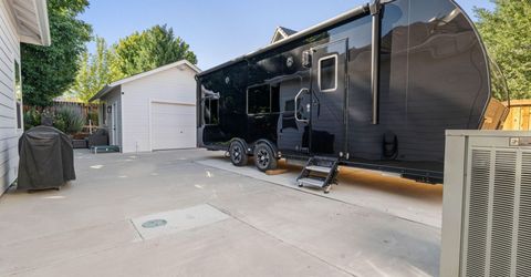 965 Springfield Drive, Gardnerville, NV 89460 Photo