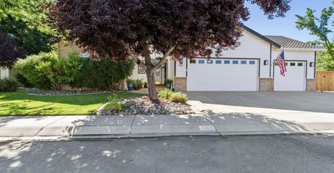 965 Springfield Drive, Gardnerville, NV 89460 Photo