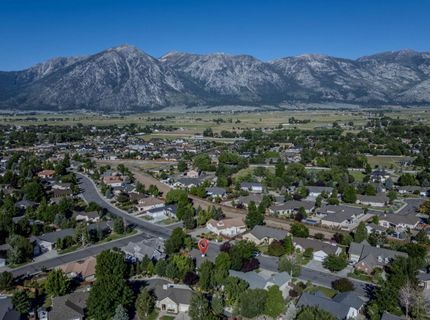 965 Springfield Drive, Gardnerville, NV 89460 Photo