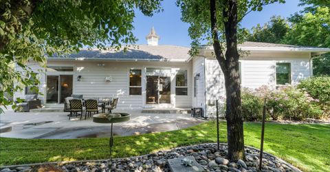 965 Springfield Drive, Gardnerville, NV 89460 Photo