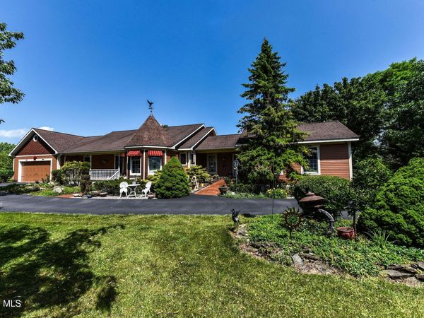 625 McKay Road, Amsterdam, NY 12010