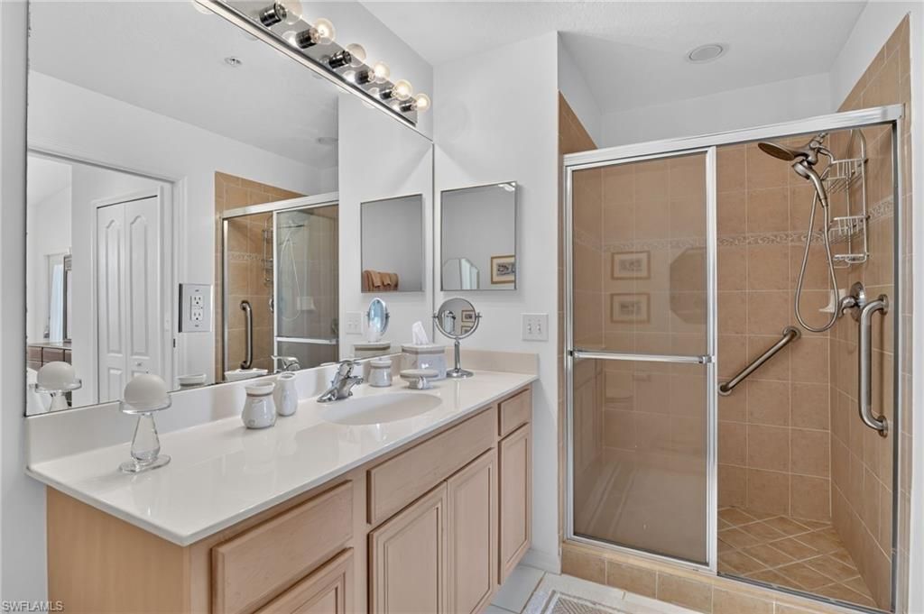 6820 Sterling Greens Pl, Unit 402, Naples, FL 34104 Photo