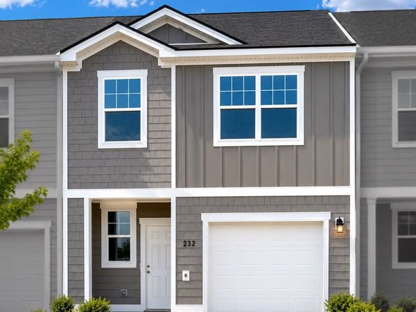232 Darlington Drive , Dickson, TN 37055
