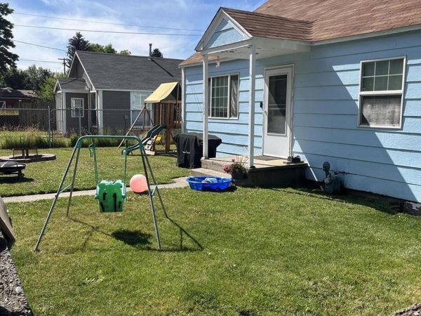 112 E 1st AVE, Smelterville, ID 83868
