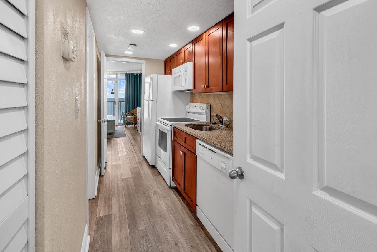 158 Seawatch Dr.  Photo 9