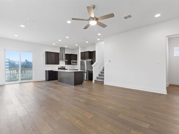 1531 N Red Bud LN, Unit 28, Round Rock, TX 78665