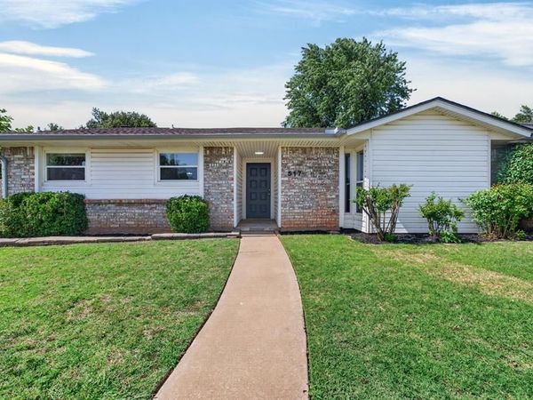 517 NW 139th Street, Edmond, OK 73013