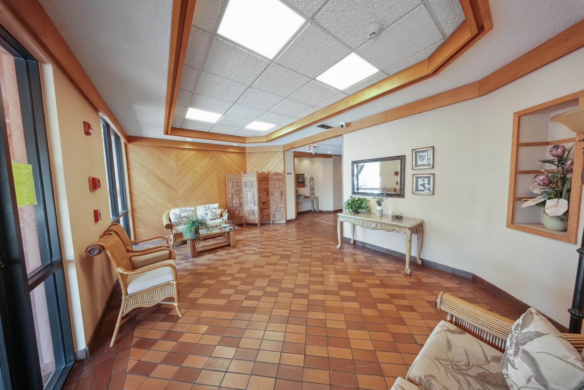 20860 San Simeon Way, Unit 109-6, Miami, FL 33179 Photo