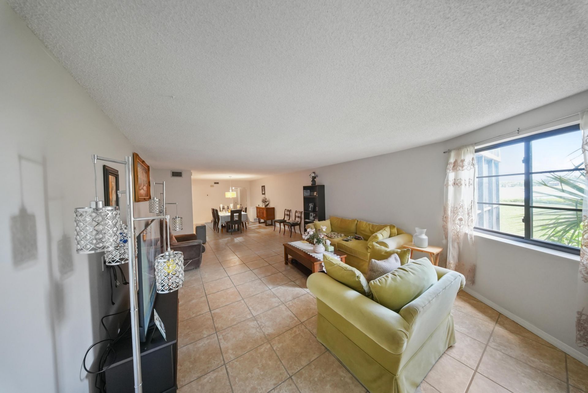 20860 San Simeon Way, Unit 109-6, Miami, FL 33179 Photo