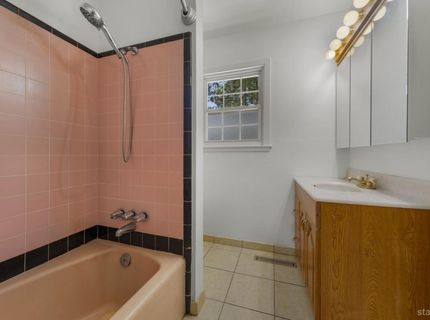 748 Gardner Street, South Lake Tahoe, CA 96150 Photo