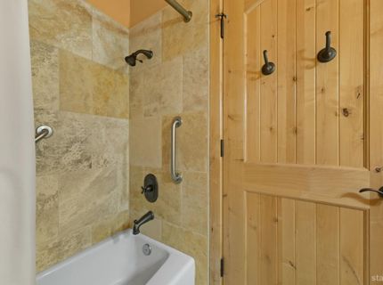 33931 Danburg Drive, Kirkwood, CA 95646 Photo