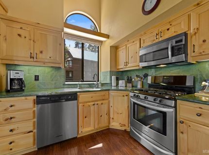 33931 Danburg Drive, Kirkwood, CA 95646 Photo