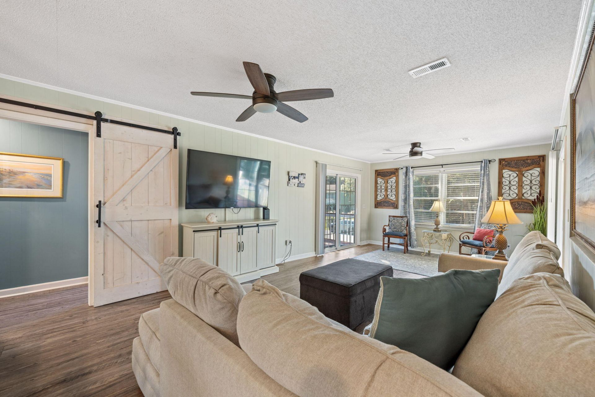 607 Portia Street Photo 25