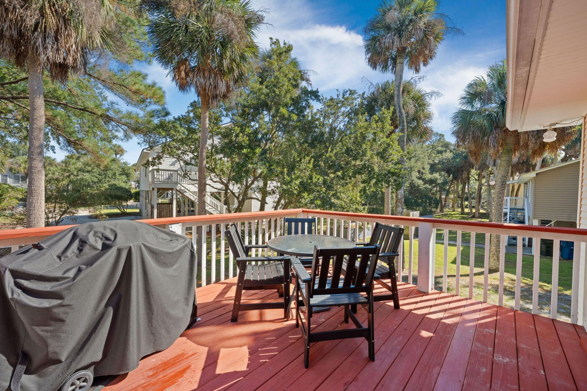 607 Portia Street Photo 31