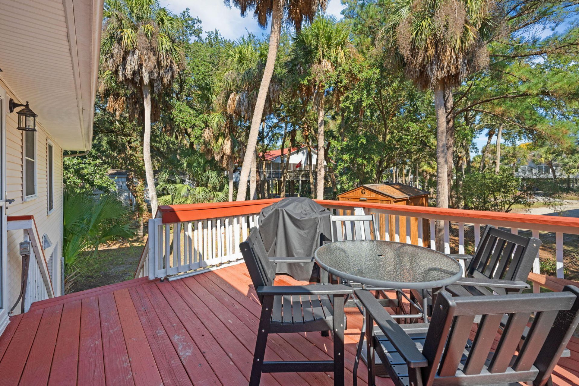 607 Portia Street Photo 32