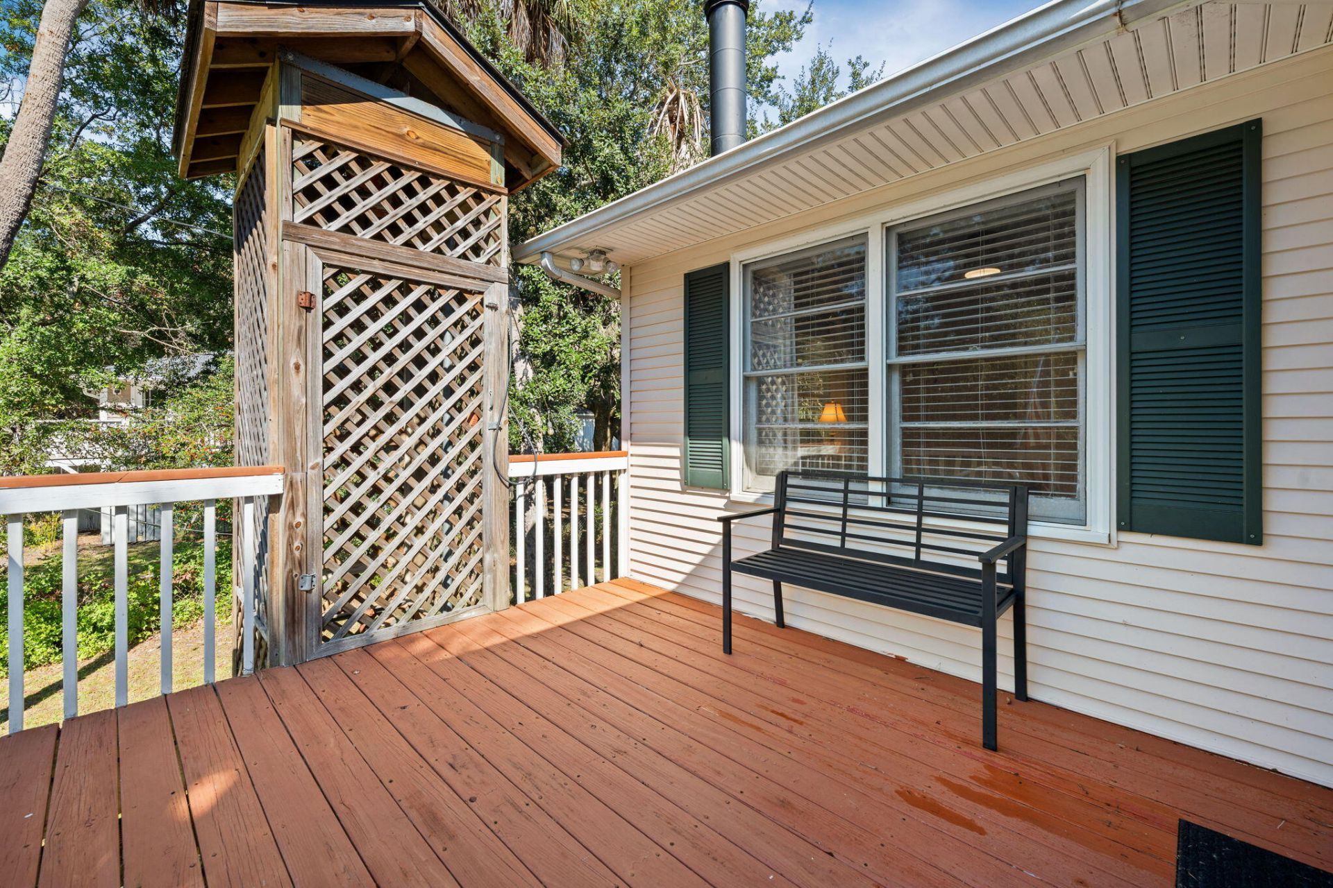 607 Portia Street Photo 36