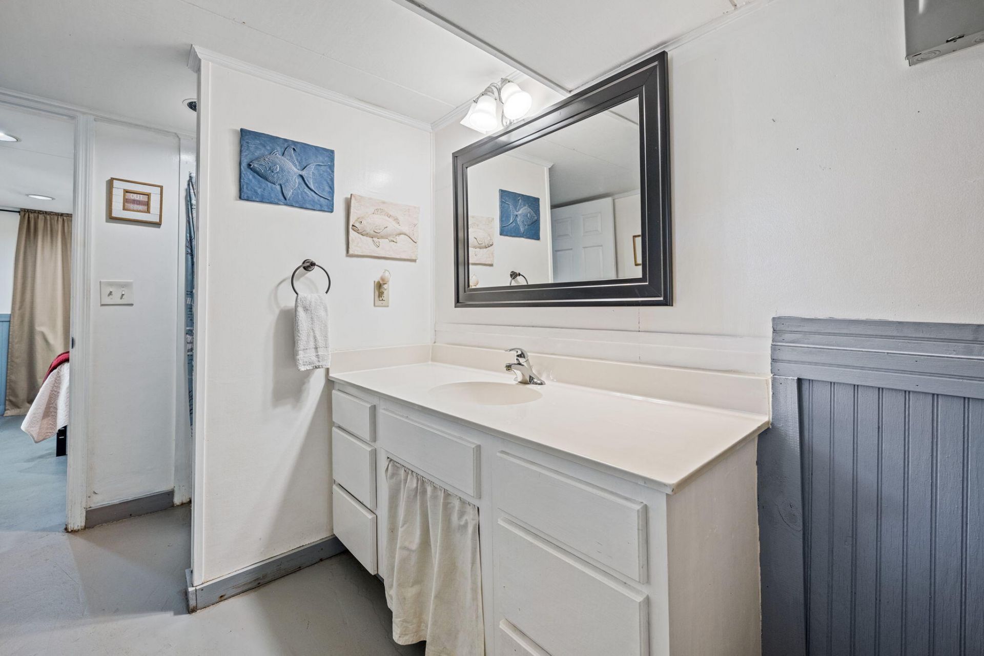 607 Portia Street Photo 48