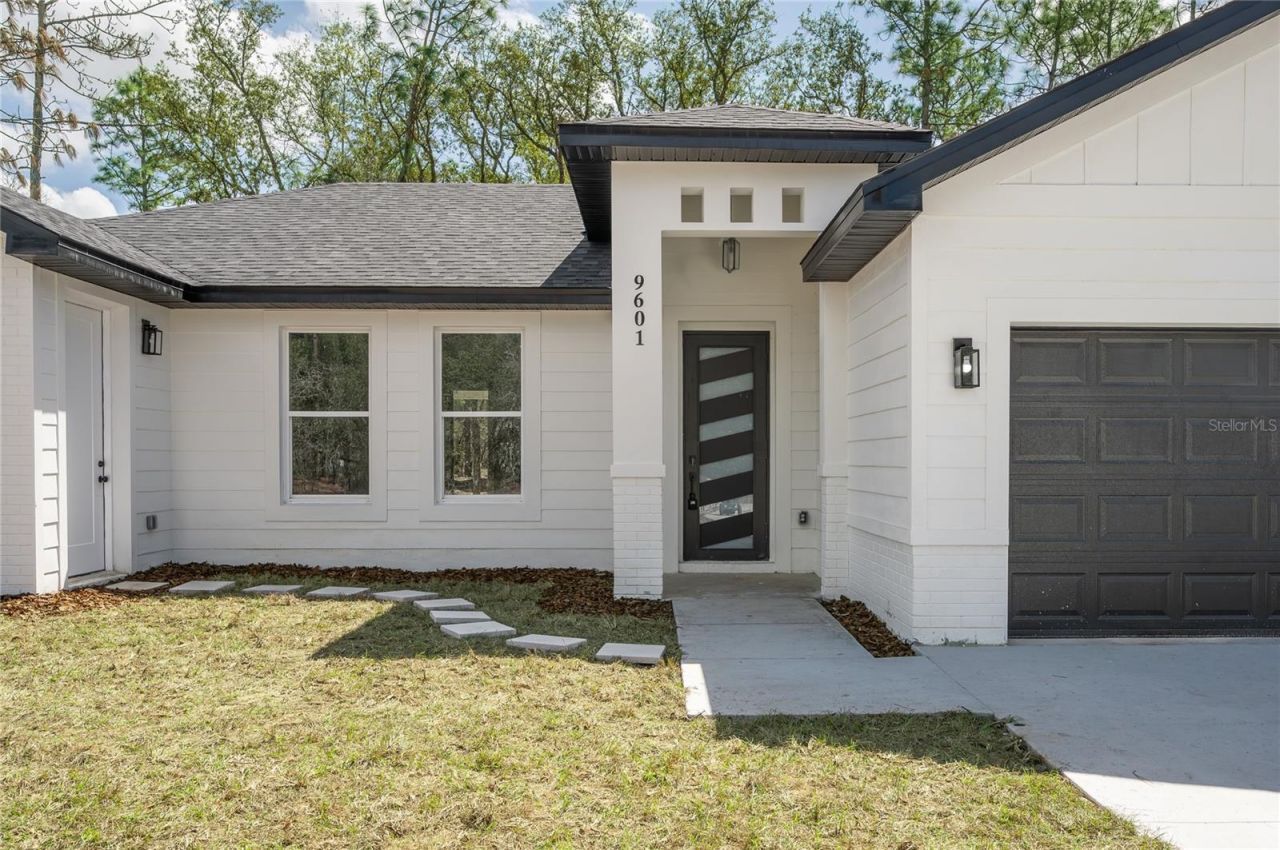 9609 N Vaughn Drive, Citrus Springs, FL 34433 Photo