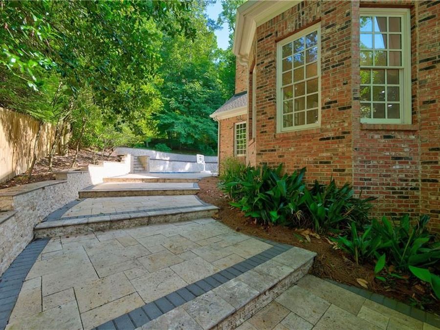 Property Image 95