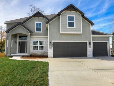 8824 N Colorado Avenue, Kansas City, MO 64156