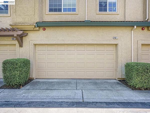 4071 Ghiotti Dr, Pleasanton, CA 94588
