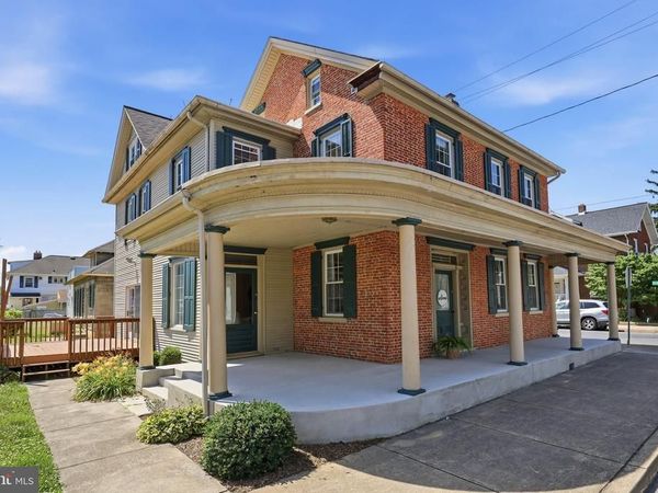 222 MOUNT JOY STREET, MOUNT JOY, PA 17552