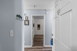 207 Double Eagle Dr.  photo 4