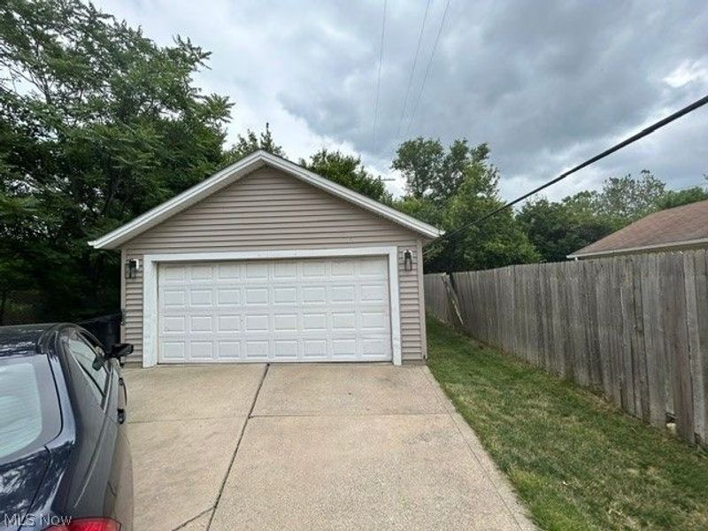 2163 E 46th Street, Cleveland, OH 44103 Photo 2