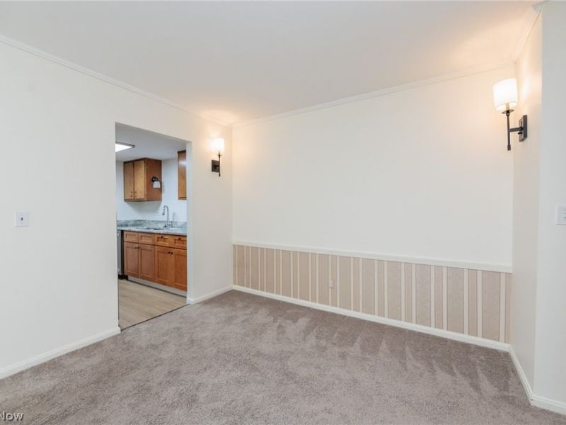 7020 Carriage Hill Drive, Unit 202, Brecksville, OH 44141 Photo 9