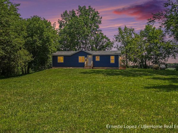 1465 64th Street, Fennville, MI 49408