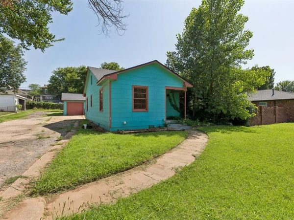 911 E Noble Avenue, Guthrie, OK 73044