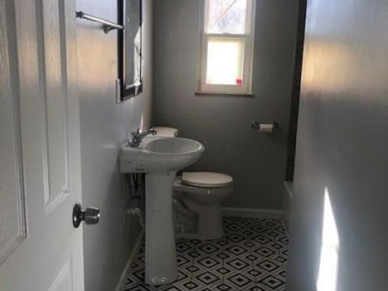 1725 Laurel Avenue , Columbus, OH 43223 Photo 4