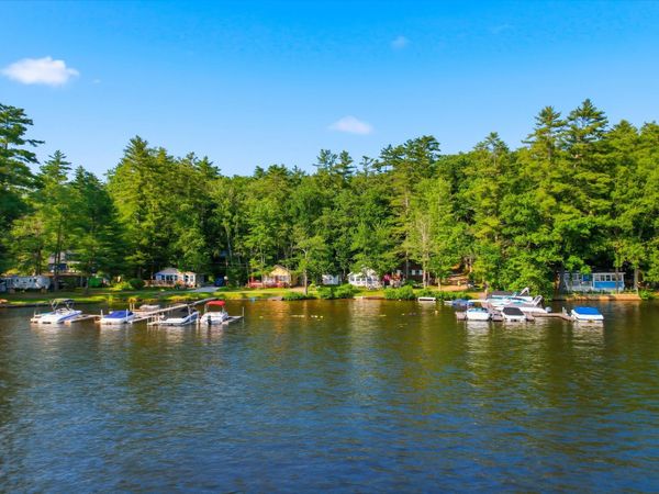 63 Lake Shore Drive, Barnstead, NH 03225