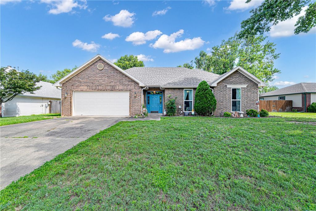 29 Ivy Circle, Bentonville, AR 72712 Main Photo