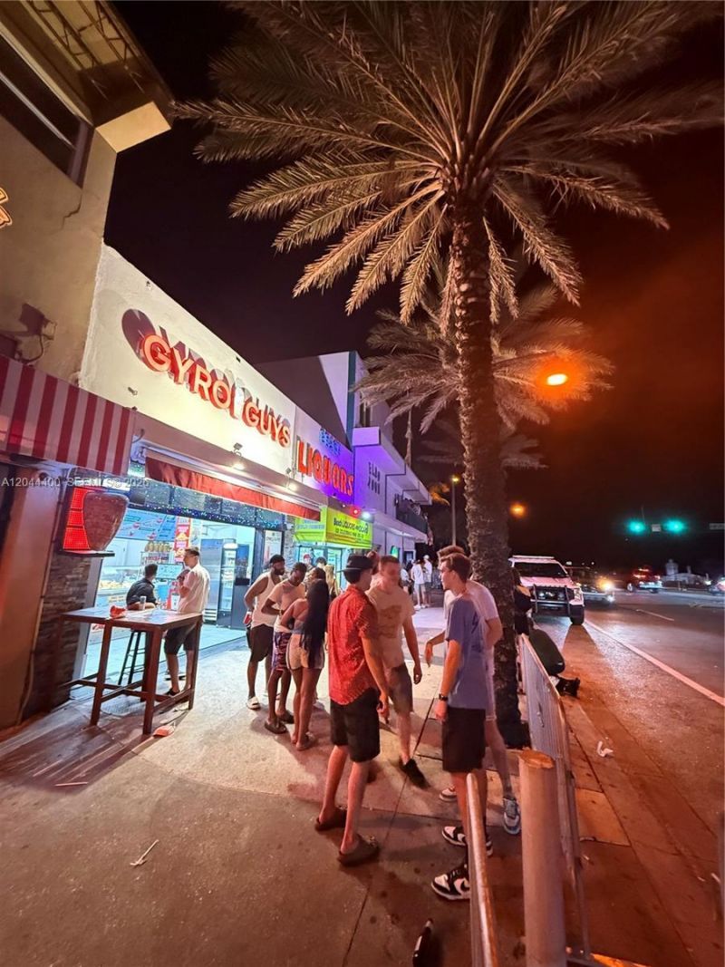 3013 E Las Olas Blvd , Fort Lauderdale, FL 33316 Photo